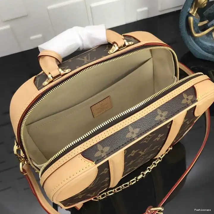 Fashionrepsfam ru Bags 19T1L0041 LV 0820